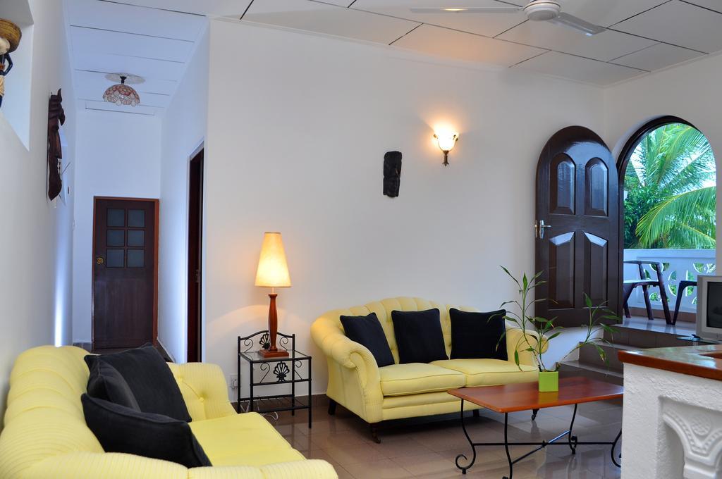 Ayubowan Guesthouse Negombo Phòng bức ảnh