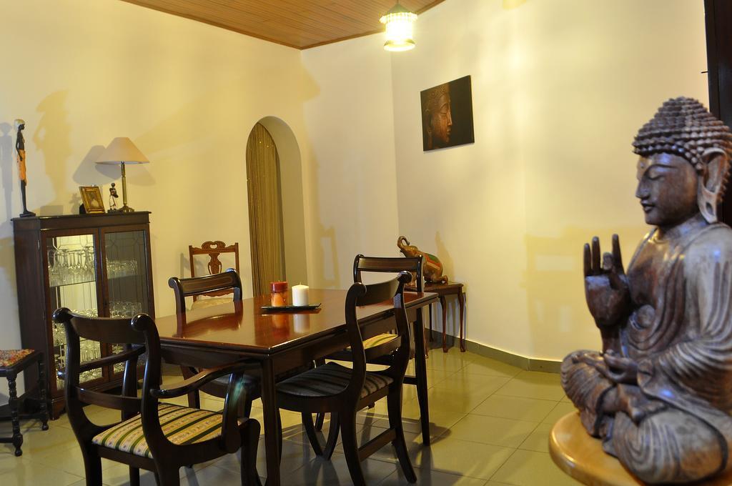 Ayubowan Guesthouse Negombo Ngoại thất bức ảnh